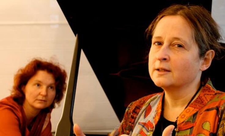 Karen Schlimp und Margarete Wenzel verflechten Texte und Musik