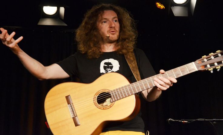 Thomas Franz-Riegler ist auch ein begnadeter Multi-Instrumentalist. Foto: mott