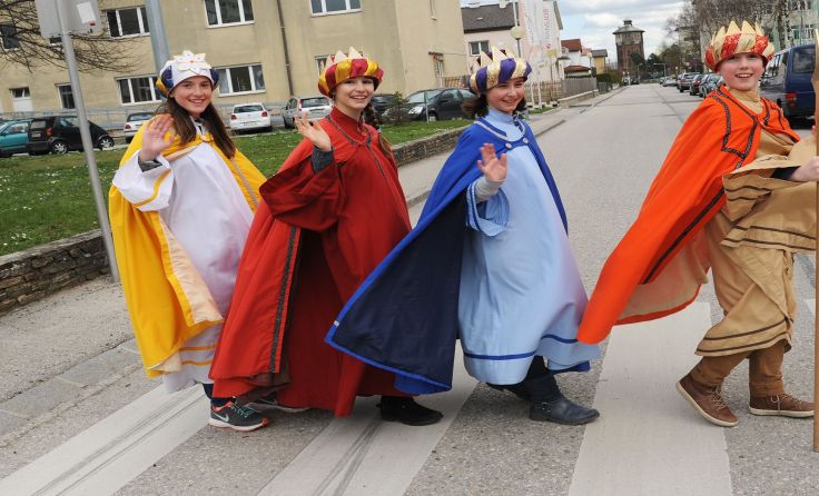 Sternsinger der Amstettner Pfarren erzielten heuer ein Rekordergebnis. Foto: Wolfgang Zarl