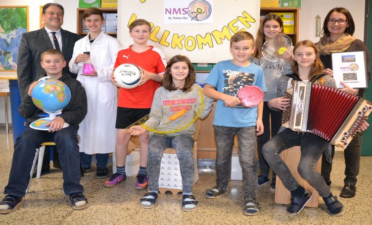 Das Team der NMS St. Peter freut sich auf die Besucher. Foto: NMS St. Peter