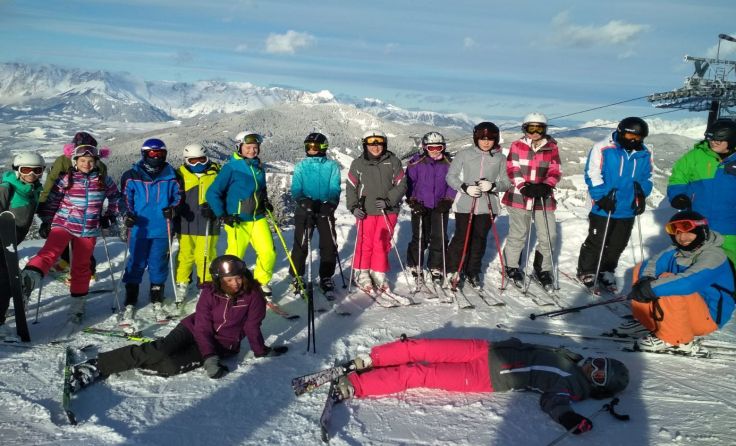 Herrliche Fernsicht beim Skikurs