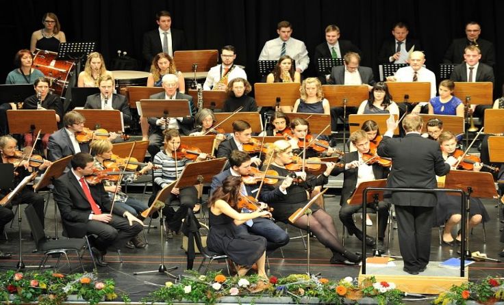 Mit dabei: Das Orchester des BG/BRG Amstetten Foto: ABC Fotodesign