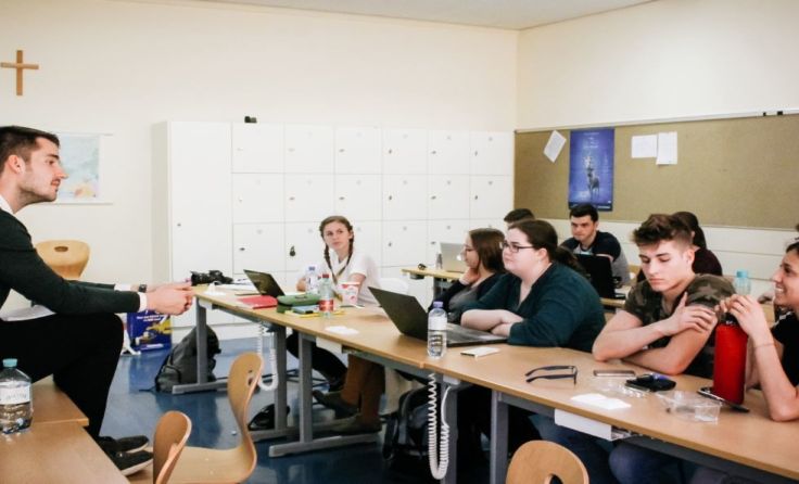 Der Journalist Gerald Gartner besuchte die HAK Amstetten.