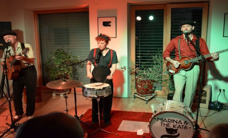 Die kleinste Swing-Bigband der Welt im Atelier Jordan: Marina & The Kats Foto: mott