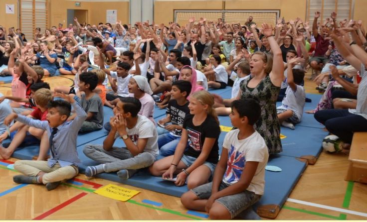 Auch das Publikum der Abschlusspräsentation ließ sich von der Begeisterung anstecken. Fotos: mott