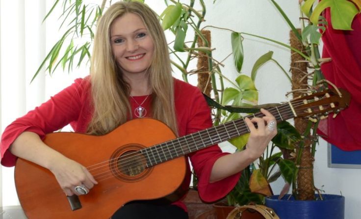 Die Musikerin und Therapeutin Eveline Skarek: „Ich bin sehr dankbar für ‚My Way’" Foto: mott