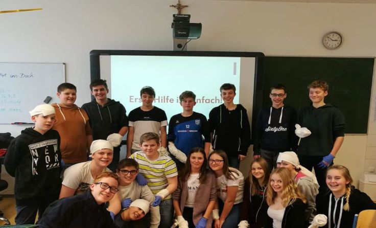 40 Schüler absolvierten einen 16-Stunden-Erste-Hilfe-Kurs. Foto: NMS Wallsee
