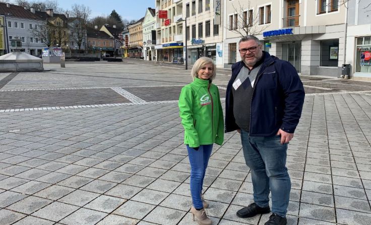 Sarah Huber und Andreas Haider beim Lokalaugenschein. Foto: Grüne Amstetten