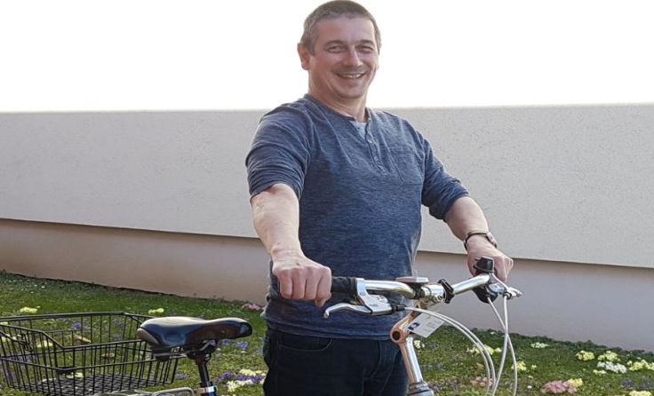 Norbert Mottas liebt es, per Fahrrad die Gegend zu erkunden. Foto: Leeb