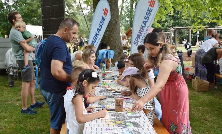 Das Kreativ-Sein bereitete den Teilnehmern große Freude. Foto: Stadtgemeinde Amstetten
