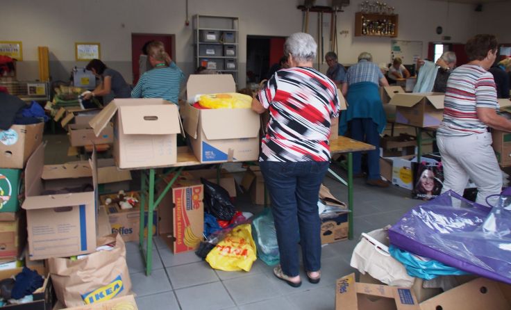Das Pfarr-Caritas-Team St. Peter/Au ruft zur Gebrauchtwarensammlung auf. Foto: privat