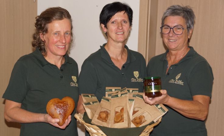 Topimkerinnen Anna Entner, Margarete Reiter und Gabriele Pechhacker Foto: Moststraße