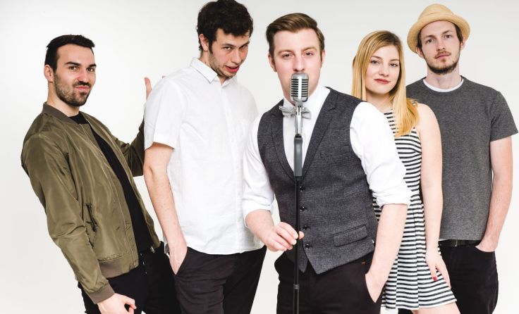 Die Buffalo Bells laden zum Neujahrskonzert. Foto: filmriss