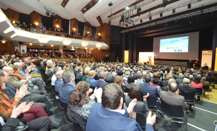 Die Johann Pölz-Halle war beim Empfang zum Bersten voll. Fotos: privat