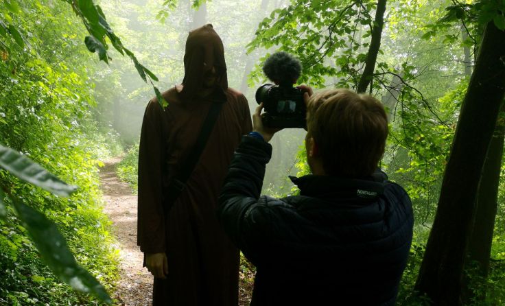 Beim Dreh des Videos „Scheiß di net on“ Foto: IL PADRE und die Tripolaren