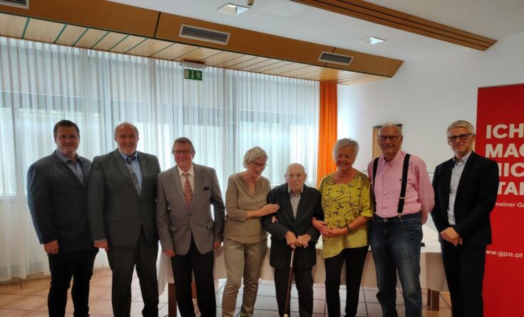 Die Geehrten für 60, bzw. 70 Jahre Mitgliedschaft (Foto: GPA)