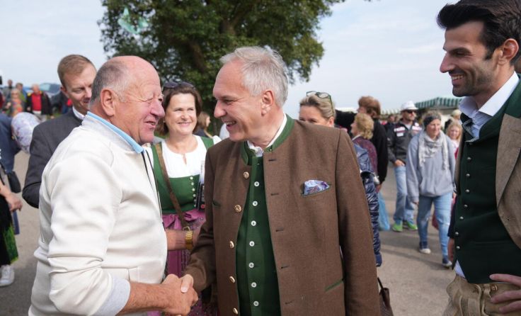 Rosenkranz führte am Kollmitzberger Kirtag viele Gespräche. (Foto: FPÖ)