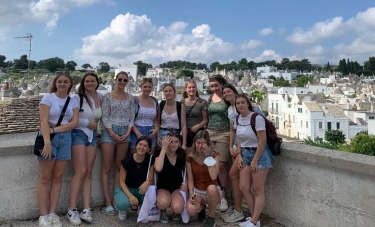 Die Apuliengruppe in Alberobello (Foto: privat)