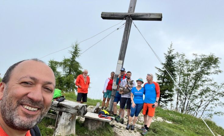Beim Gipfelkreuz der Bleckwand (Foto: Naturfreunde Asten)