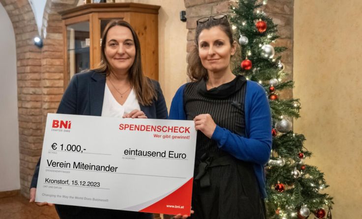 Bei der Taferlübergabe: (Foto: brunbauer)