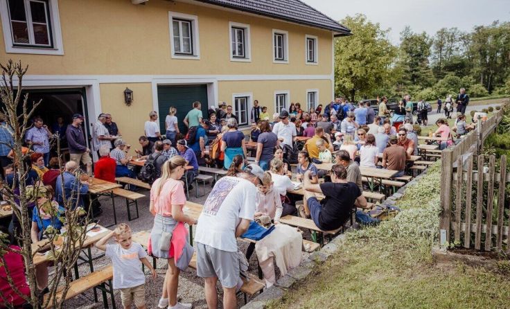 Beste Stimmung beim Mostwandertag (Foto: Auinger)