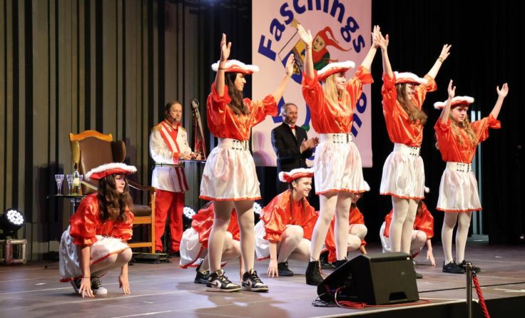 Der Kaiser und die Garde (Foto: SPÖ St.Valentin)