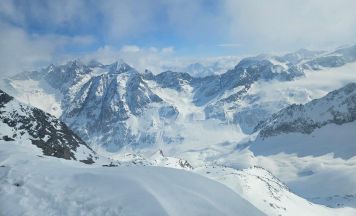 Der Ennser Alpenverein verbrachte ein Skitourenwochenende in den Stubaier Alpen