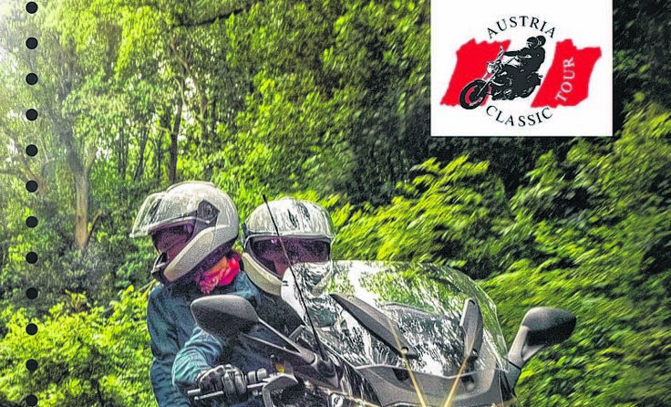 Das neue Touren-Handbuch für Motorrad-Freunde. Foto: KHS
