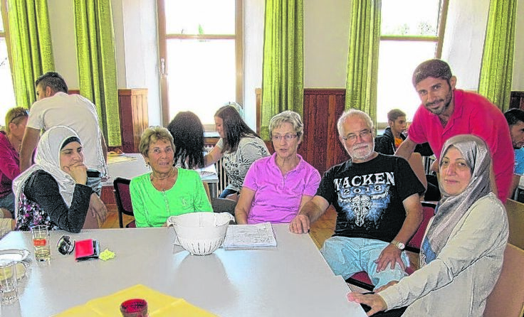 Erstes Knüpfen von Kontakten Foto: C. Dittrich