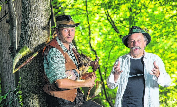 Franz Bernegger (Bockpfeife & Gesang) mit Märchenerzähler Helmut Wittmann Foto: Monika Loeff