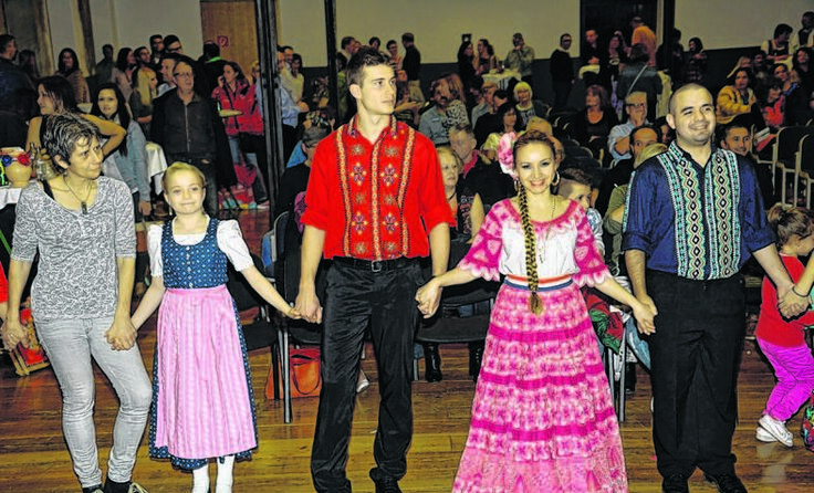 Das Integrationsfest 2015 wird fröhlich und bunt wie eh und je. Foto: Kainrath