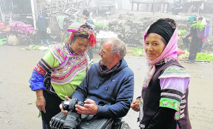 Rollstuhlfahrer Andreas Pröve reiste durch sieben Länder zur Quelle des Mekong. Foto: Pröve
