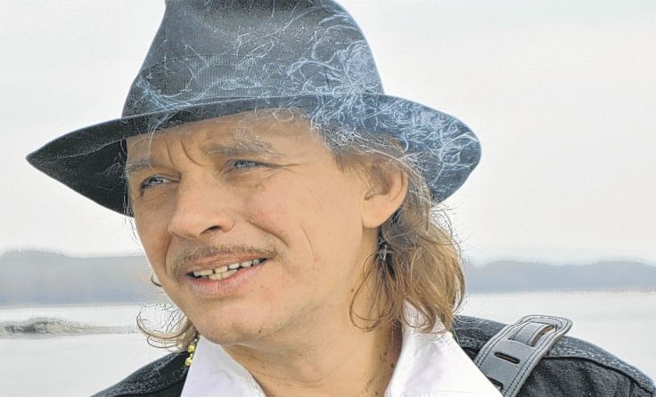 Ausnahmekünstler Ernst Molden hat Amadeus Austrian Music Award 2017 in der Tasche. Foto: vmolden