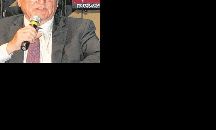 EU-Abgeordneter Josef Weidenholzer spricht im MAW. Foto: mian