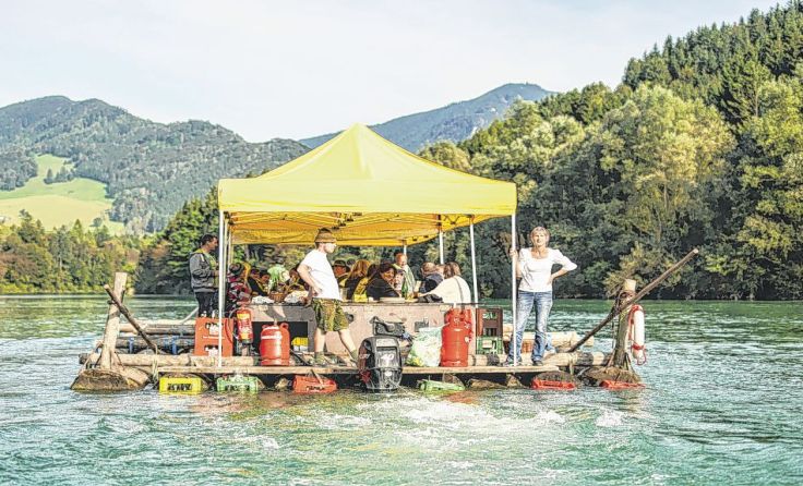 Zu Besuch bei Pionieren der Floßfahrt in Großraming Foto: ServusTV/Suedkino/TobiasTempel 