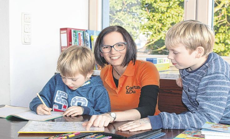 Familienhelferinnen entlasten in besonderen Situationen. Foto: Caritas
