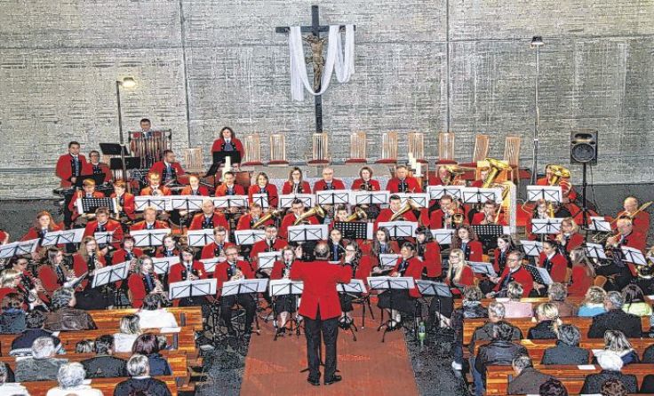 Der MV Wachtberg spielt u. a. zugunsten des sozialen Vereins Wohnen Steyr. Foto: Putz