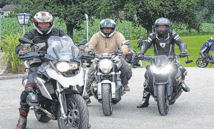Motorradfans kommen für ein erlebnisreiches Wochenende im Ennstal zusammen.
