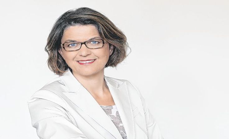 Christine Haiden hält Gedenkrede.Foto: Röbl