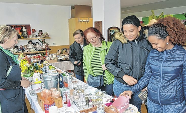 Allerlei schöne Sachen gibt es für Schnäppchenjäger zu entdecken. Foto: Pfarre