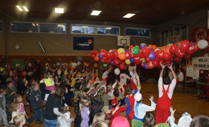 Farbenfrohe Maskenparty Foto: Kinderfreunde