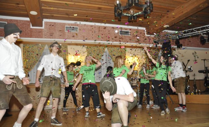 Dambacher Musikanten sorgen für rauschendes Fest im Gasthaus Weidmann. Foto: privat