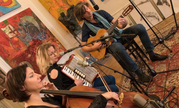Anna Maria Hofstätter, Sabine Schweiger und Tom Siegl sind „Simply Purple“. Foto: privat
