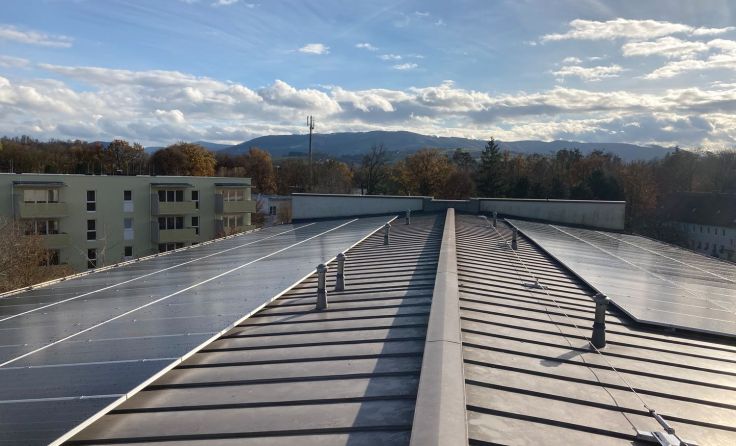 Die Photovoltaik-Anlage auf dem Altenheim Münichholz Foto: Clean Capital Energy
