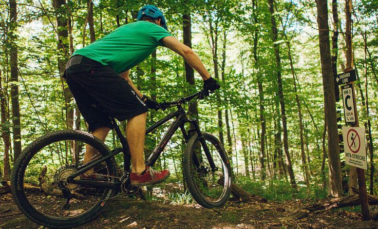 Mit dem Mountainbike auf den dafür freigebenen MTB-Strecken bleiben (Foto: Markus Wessig)