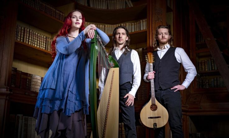 Danika Ruso, Bernhart Ruso und Fabian Zechmeister sind das Trio Spinning Wheel. (Foto: Jan Lederer)