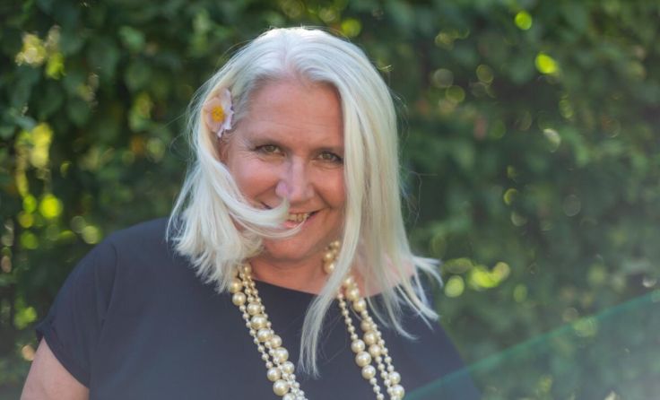 Monika Krautgartner liest im Pfarrsaal von St. Ulrich. (Foto: Susi Nagele)