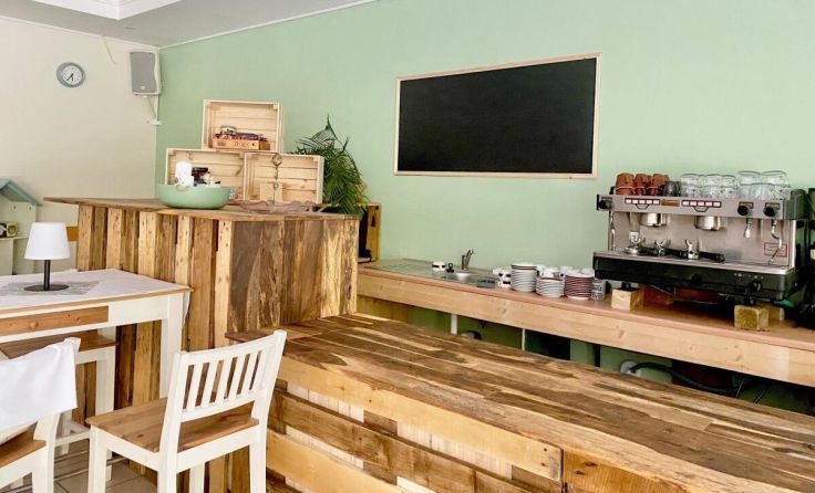 Das neu eingerichtete "Wohnzimmer" im Evangelischen Gemeindezentrum (Foto: M. Gerhold)