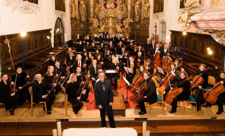 Das SinfonieOrchester Steyr unter der Leitung von Wolfgang Nusko (Foto: Rußkäfer)