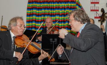 Les Amis bringen Wiener Schmankerl nach Aschach und Weyer